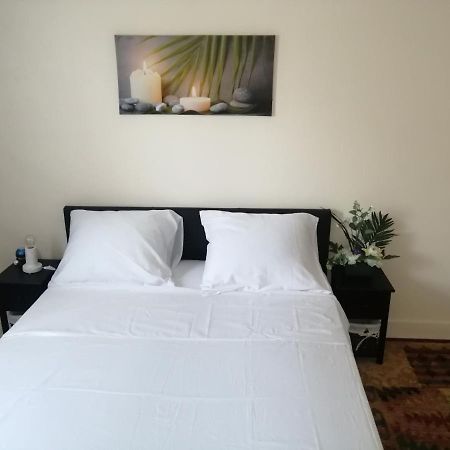 Chambre Dans Appartement A ניורט מראה חיצוני תמונה