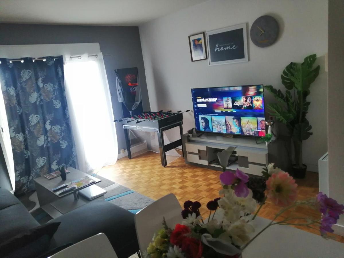 Chambre Dans Appartement A ניורט מראה חיצוני תמונה