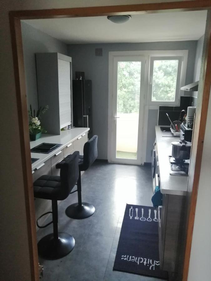 Chambre Dans Appartement A ניורט מראה חיצוני תמונה